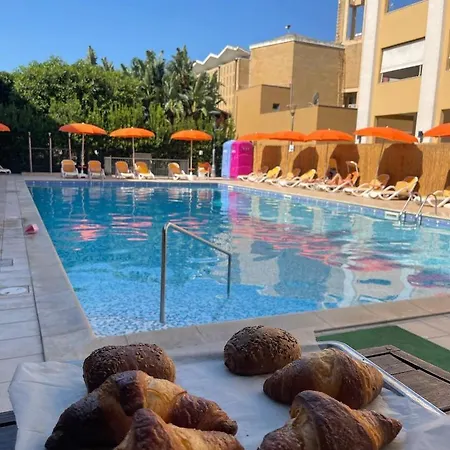 Waterfront 150 Mt Dal Mare *