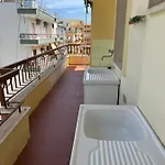 Waterfront 150 Mt Dal Mare Apartament