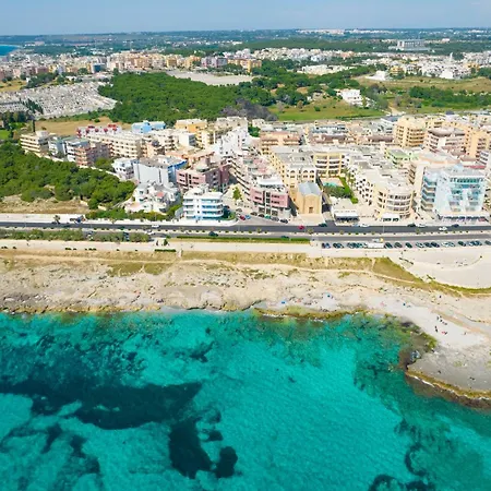 Waterfront 150 Mt Dal Mare Апартаменты *