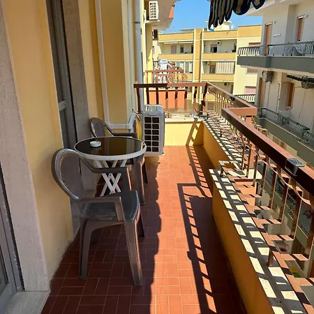 Waterfront 150 Mt Dal Mare Appartamento *