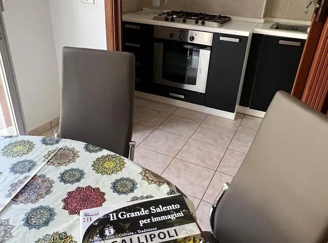 Waterfront 150 Mt Dal Mare דירה